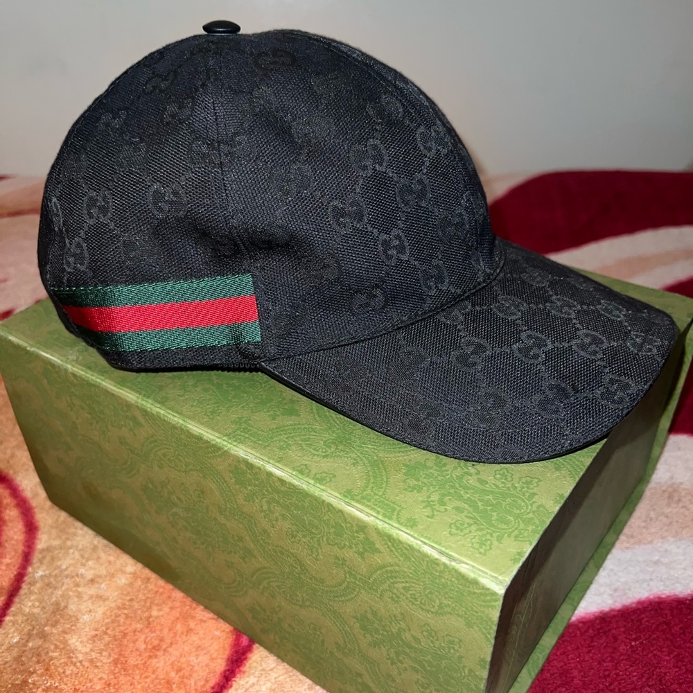 *SOLD* Gucci GG Canvas Baseball Hat